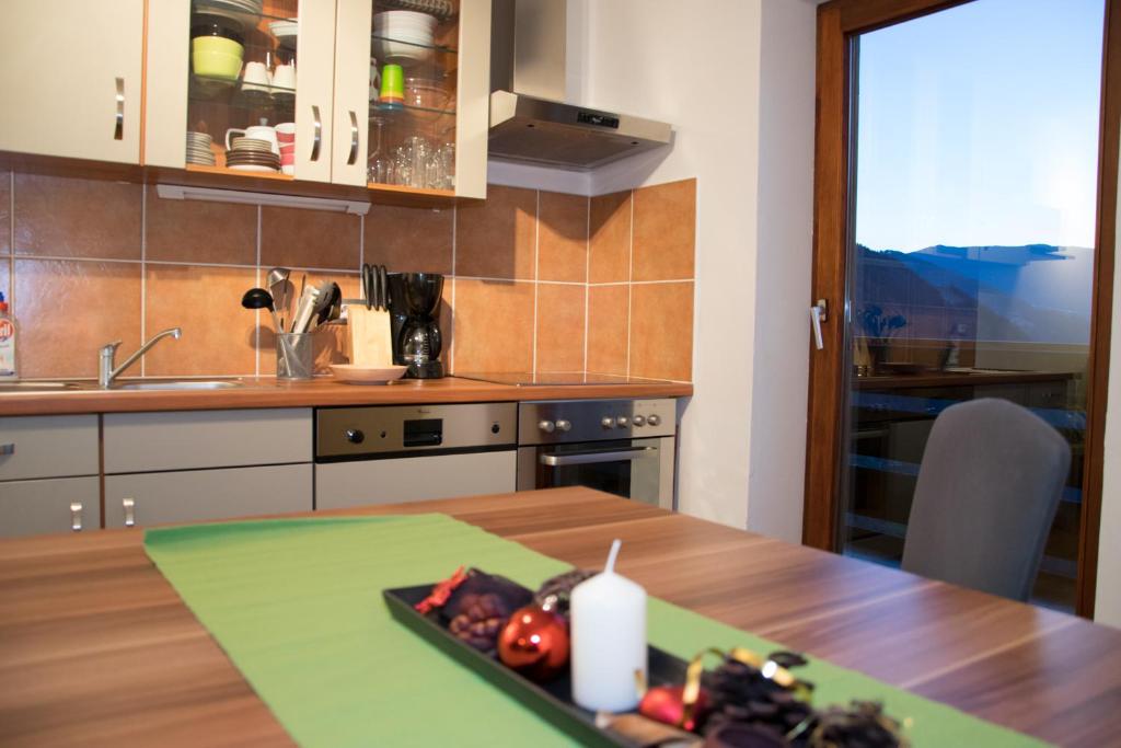 Kuchyň nebo kuchyňský kout v ubytování Partschillerhof