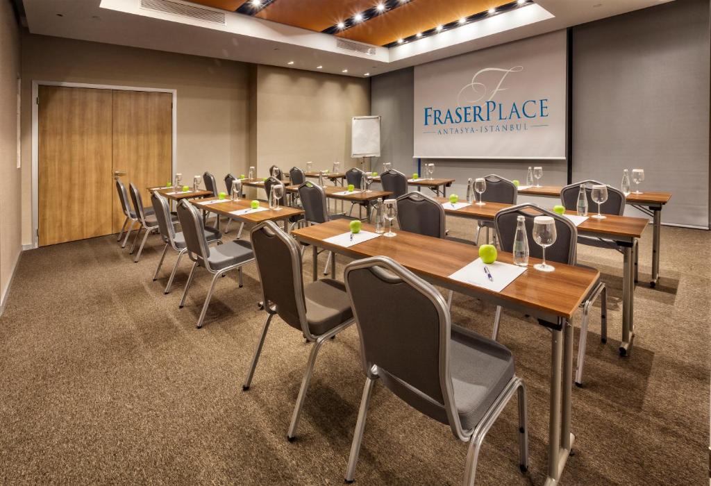 The business area and/or conference room at Fraser Place Antasya Istanbul