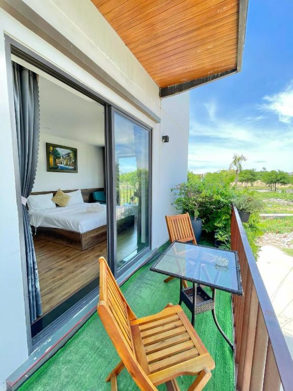 Balkón nebo terasa v ubytování Lena House Hoi An