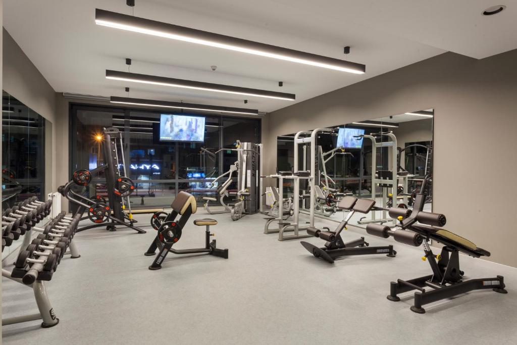 The fitness centre and/or fitness facilities at Fraser Place Antasya Istanbul