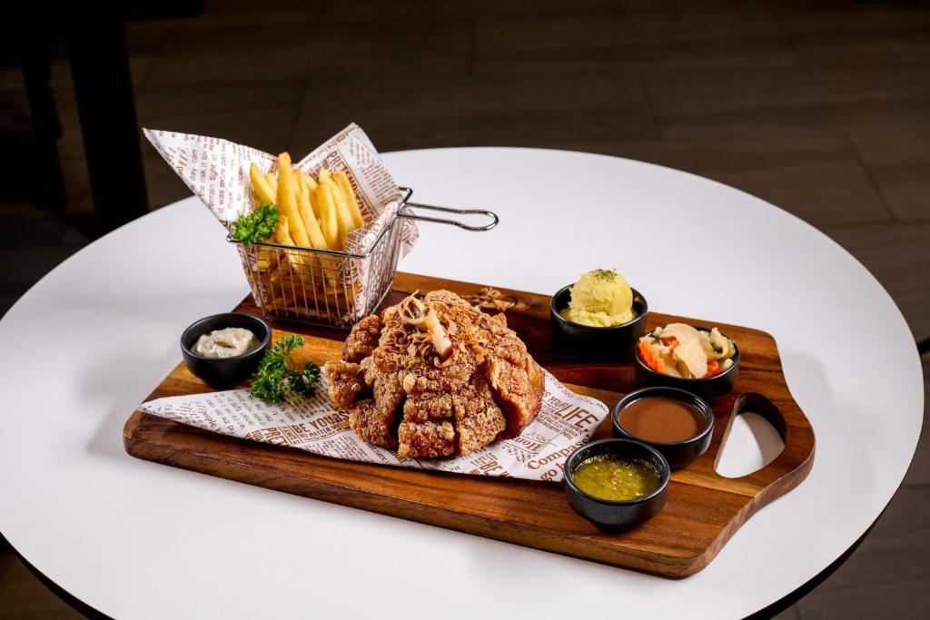 TK Palace Hotel & Convention Bangkok - Resim 40