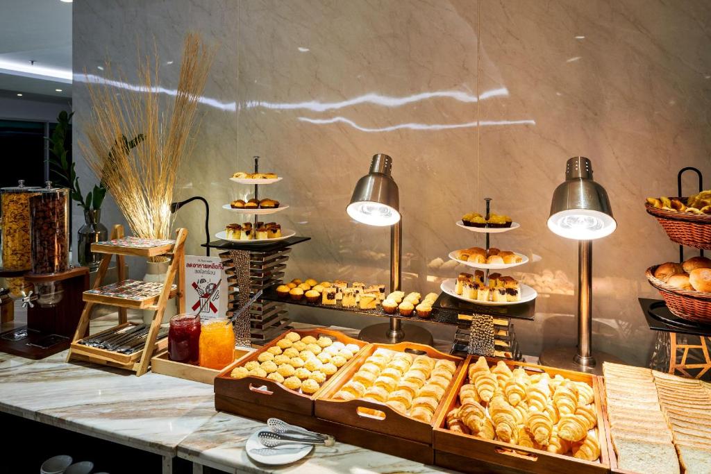 TK Palace Hotel & Convention Bangkok - Resim 35