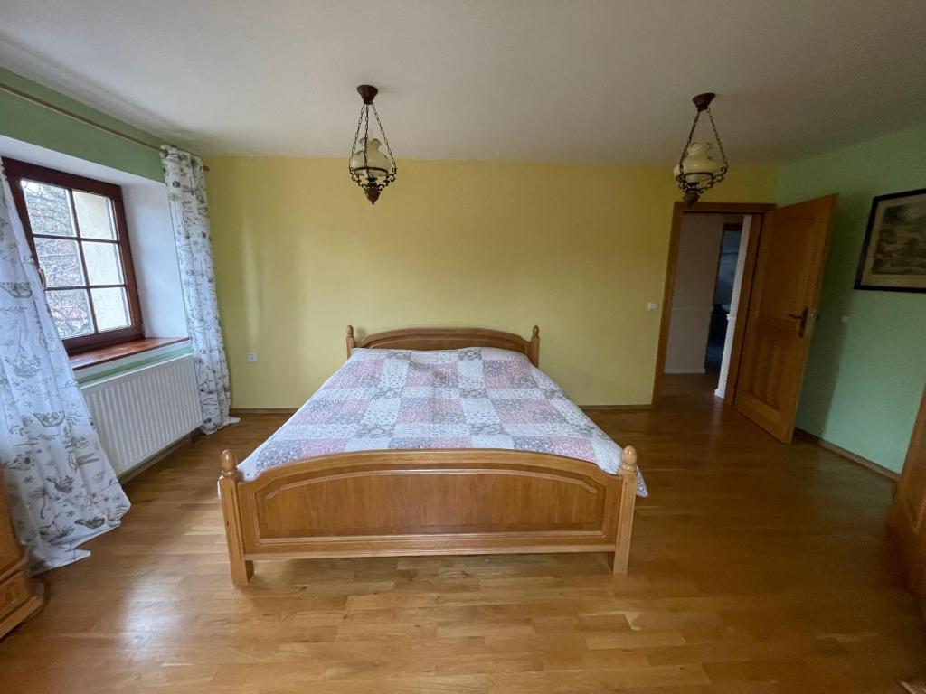 Postel nebo postele na pokoji v ubytování Apartmán Pod Javorovým