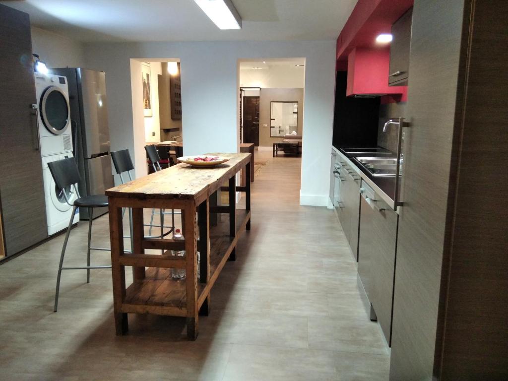 ApartEasy - MONUMENT, large, cosy apartment