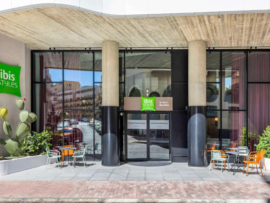 Фотография из галереи ibis Styles ST Pauls Bay Malta в городе Сент-Полс-Бей