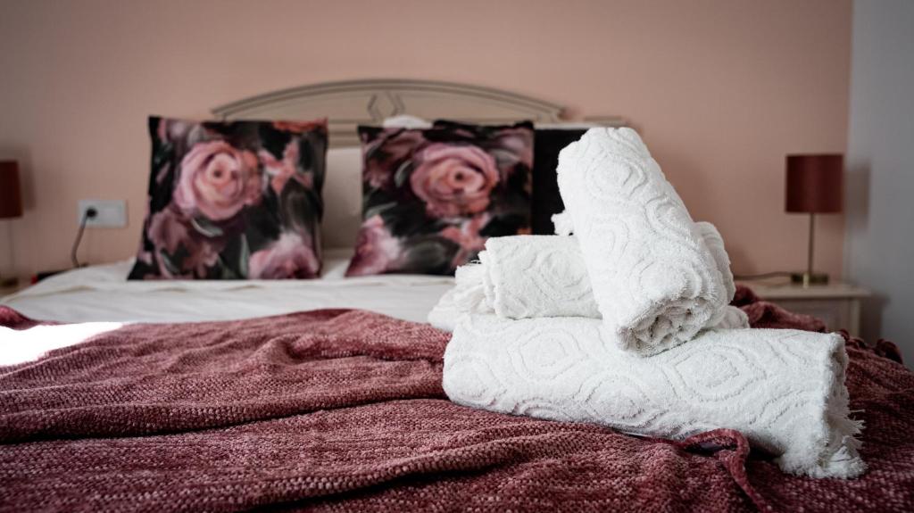 Palacete BARSANZ HOME - Tweepersoonskamer Met 2 Aparte Bedden En Douche