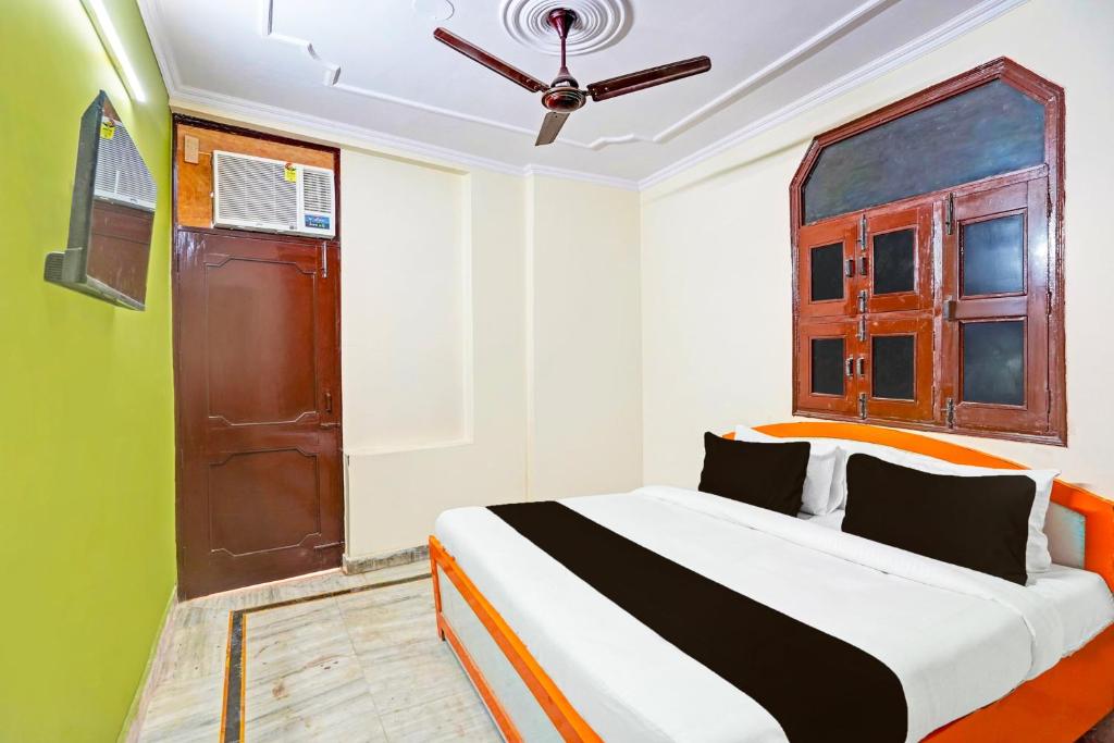 Postel nebo postele na pokoji v ubytování Super Hotel O JPS Lux