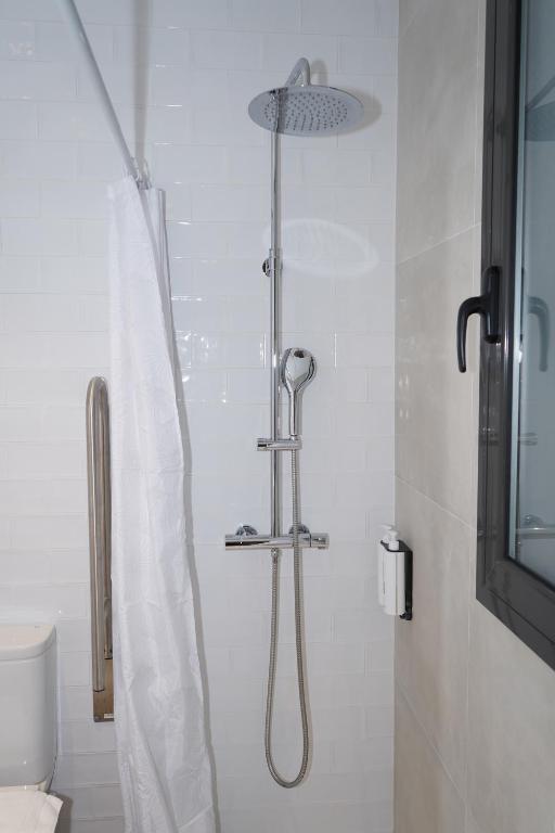 Monturiol Apartaments - 15