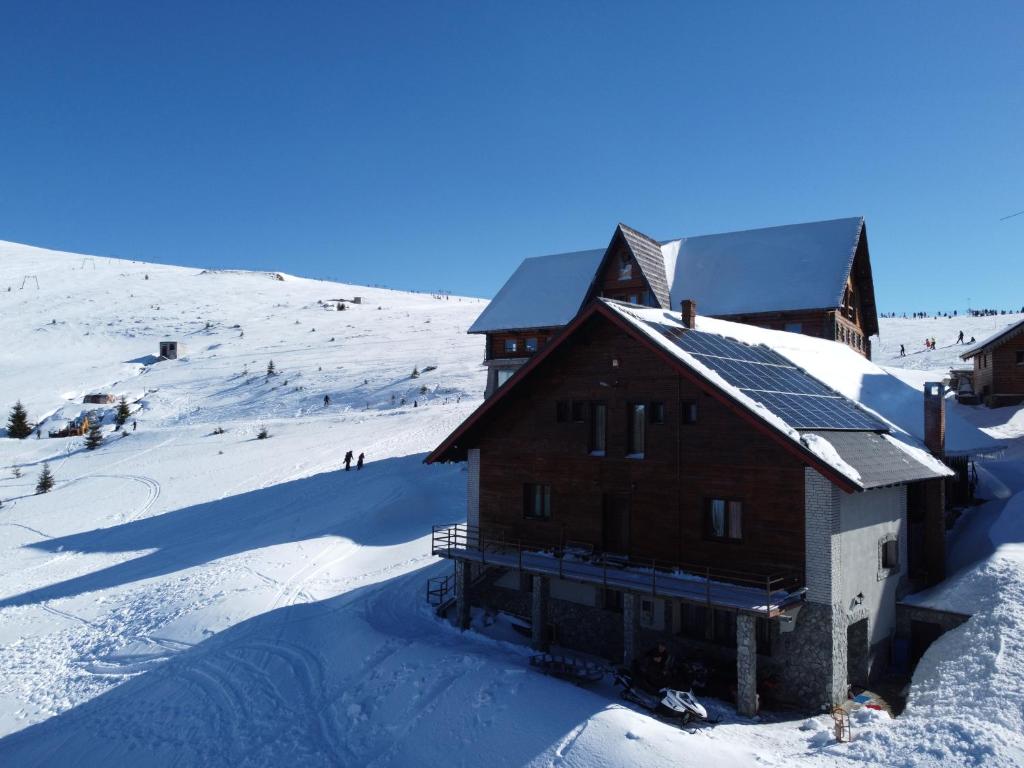 Cabana СUNTU v zimě