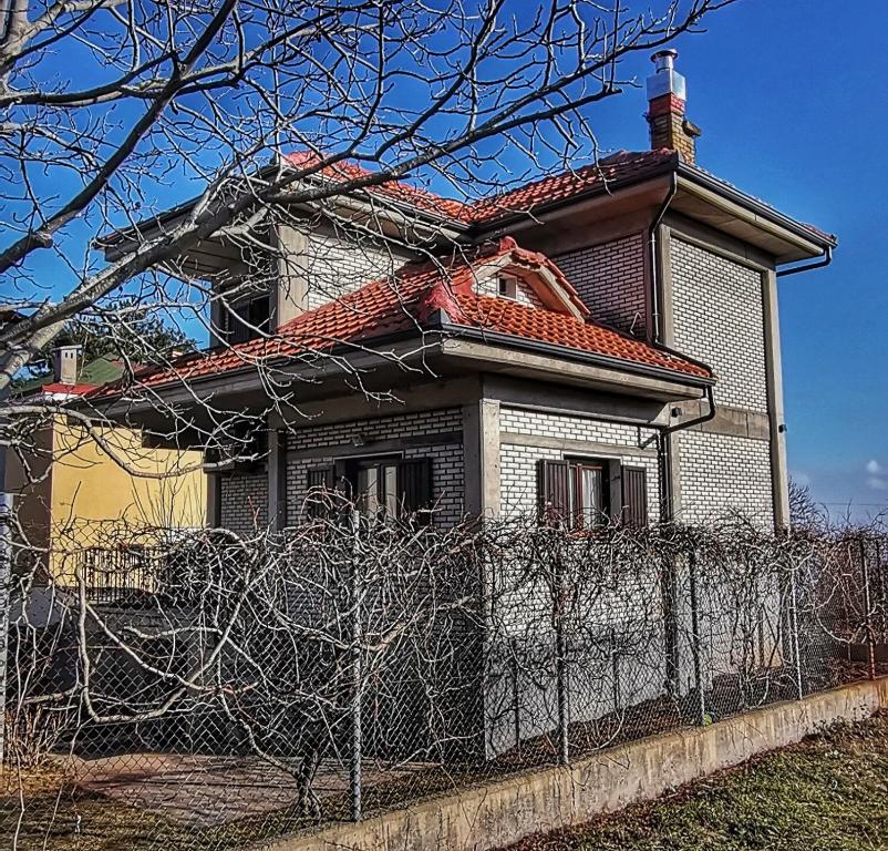 Φωτογραφία από το άλμπουμ του Ιξός Home σε (( Vría ))