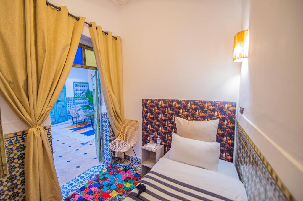 Riad Bab Taghzout Marrakech - Single Room With Private Bathroom