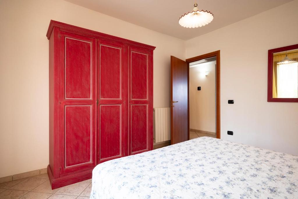 Follonica Apartments - Pool & Relax - Apartamento De Dos Dormitorios Con Terraza