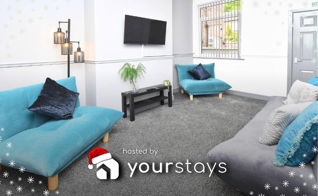 King's Retreat by YourStays - 4 Bedroom House in Stoke-on-Trent - Housity
