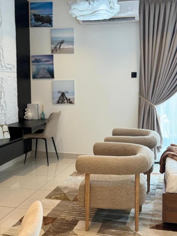 Embassy Gardens Luxury Apartments - Studio