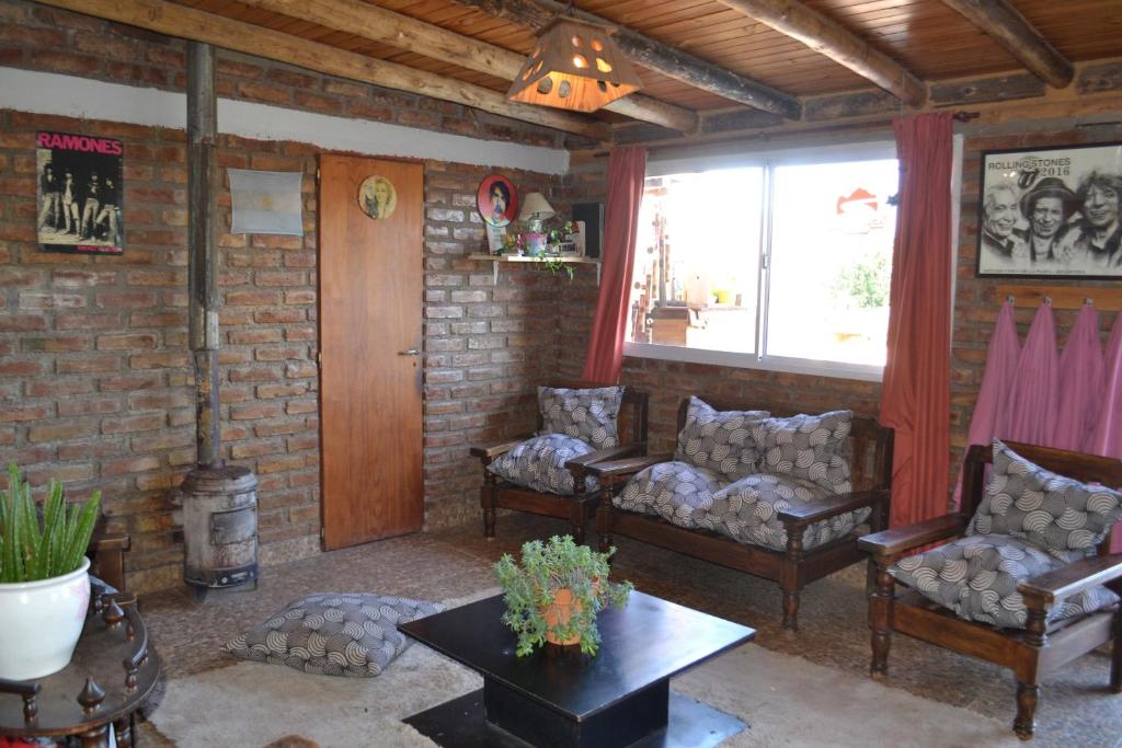 Posezení v ubytování Hostel Bar Valle de Potrerillos
