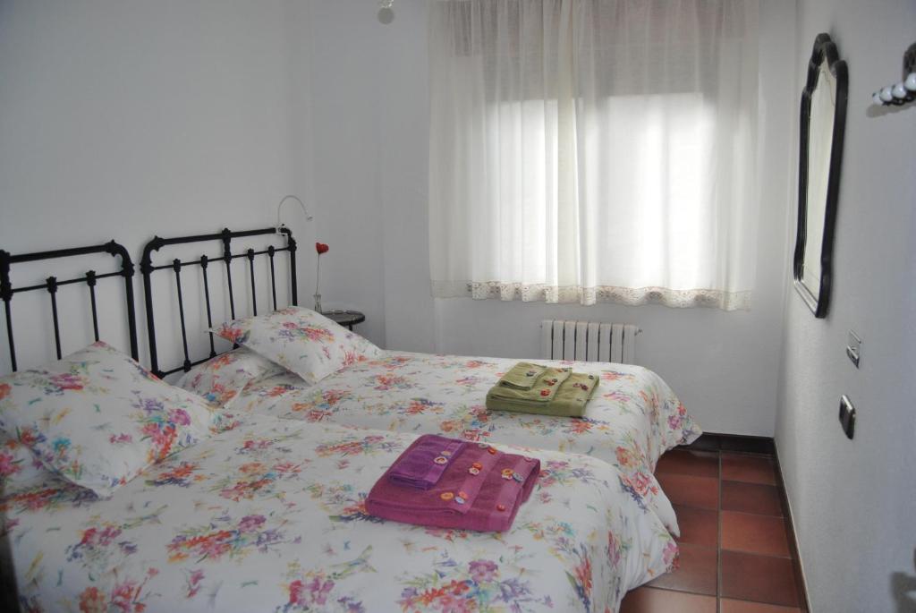 Casa Rural La Cuadraá - Five-Bedroom House