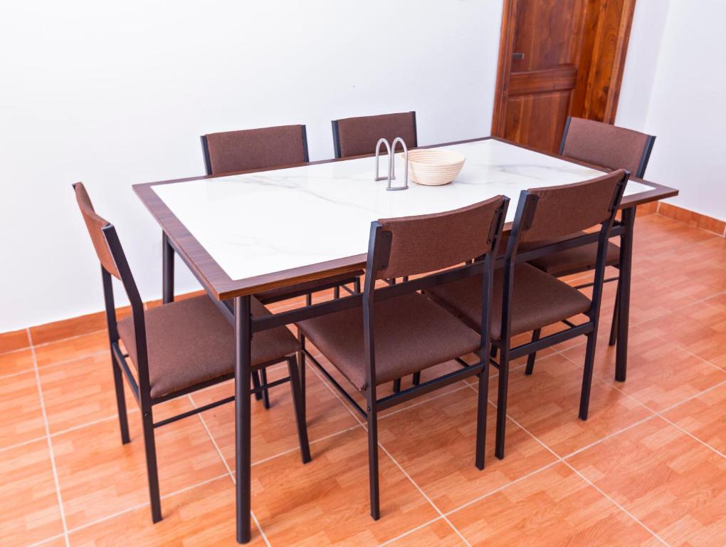Villa Zapata - Apartamentos Turísticos - Deluxe Appartement Met 3 Slaapkamers