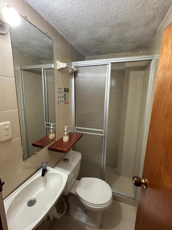 Een badkamer bij Eco Lodge La Juanita
