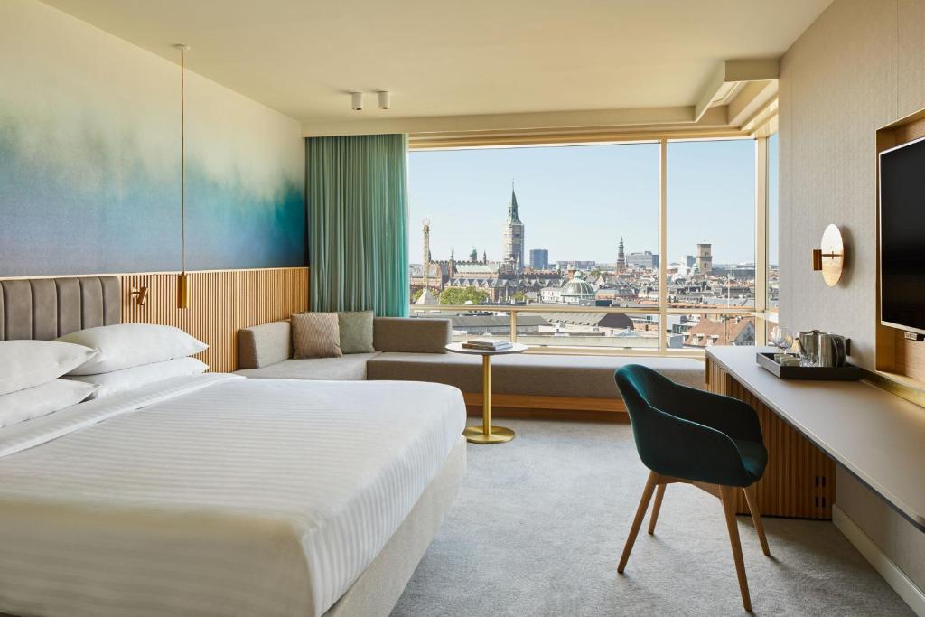 Postel nebo postele na pokoji v ubytování Copenhagen Marriott Hotel