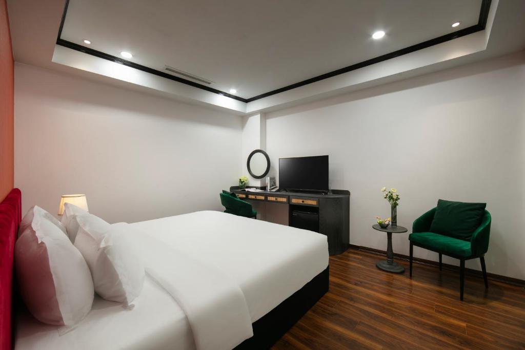 Hanoi Plaza Suite Hotel & Spa - 2