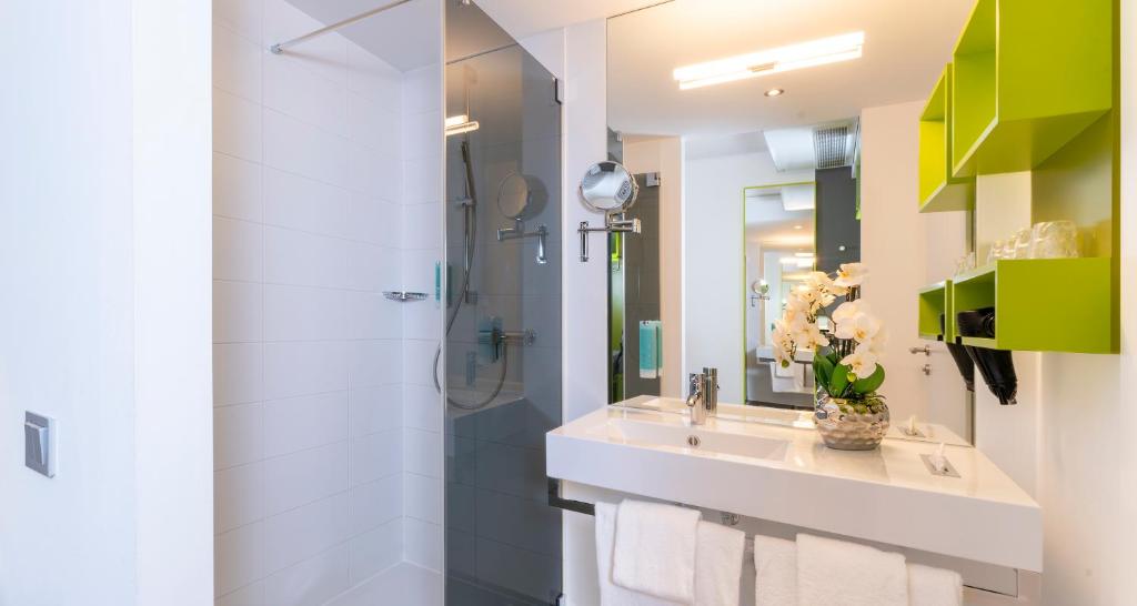 Un baño de PLAZA INN Graz