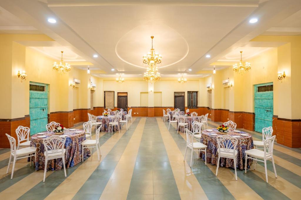 Restaurace v ubytování JuSTa Alwarbagh Sariska