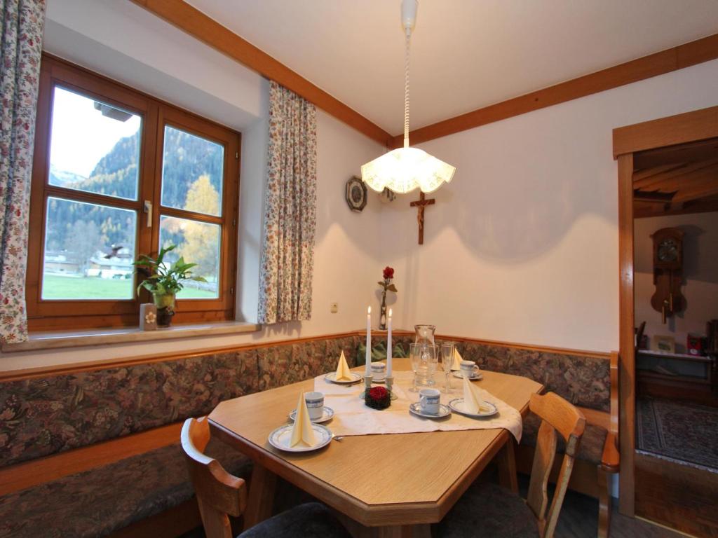 Fotografia z galérie ubytovania Serene Cottage in Neukirchen am Großvenediger v destinácii Neukirchen am Großvenediger