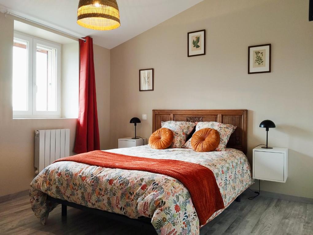 Photo de la galerie de l'établissement Maison cosy avec jardin, à Haute-Rivoire