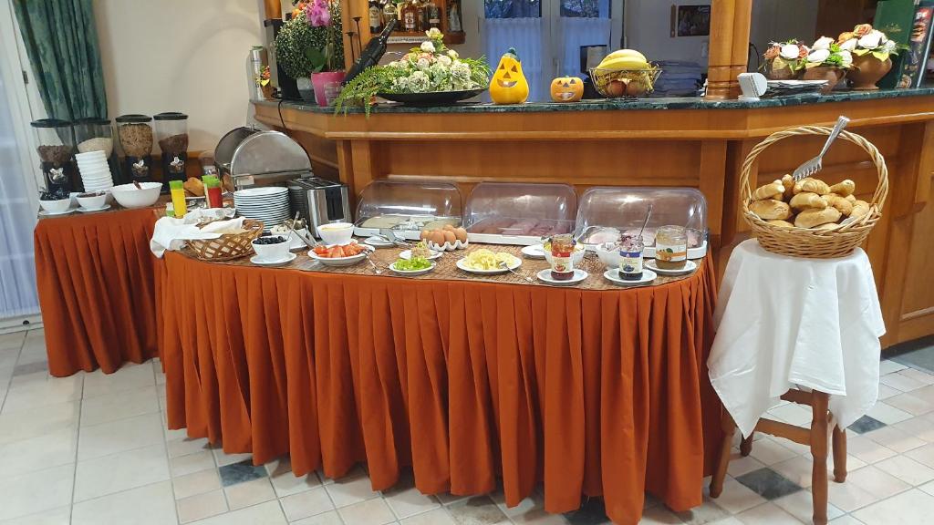 Jedzenie w hotelu lub w pobliżu