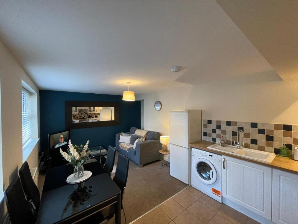 EMA Airport, Donington Park Circuit, East Mids Gateway, Major Business Hubs 5 mins, Self Check-In, Smart TV, Wifi, Free Parking - Wohnung - Erdgeschoss