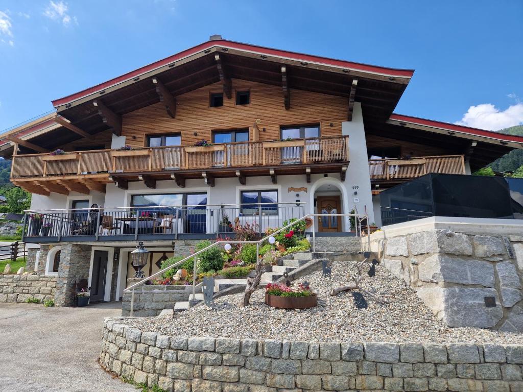 The building in which Az apartmant is located