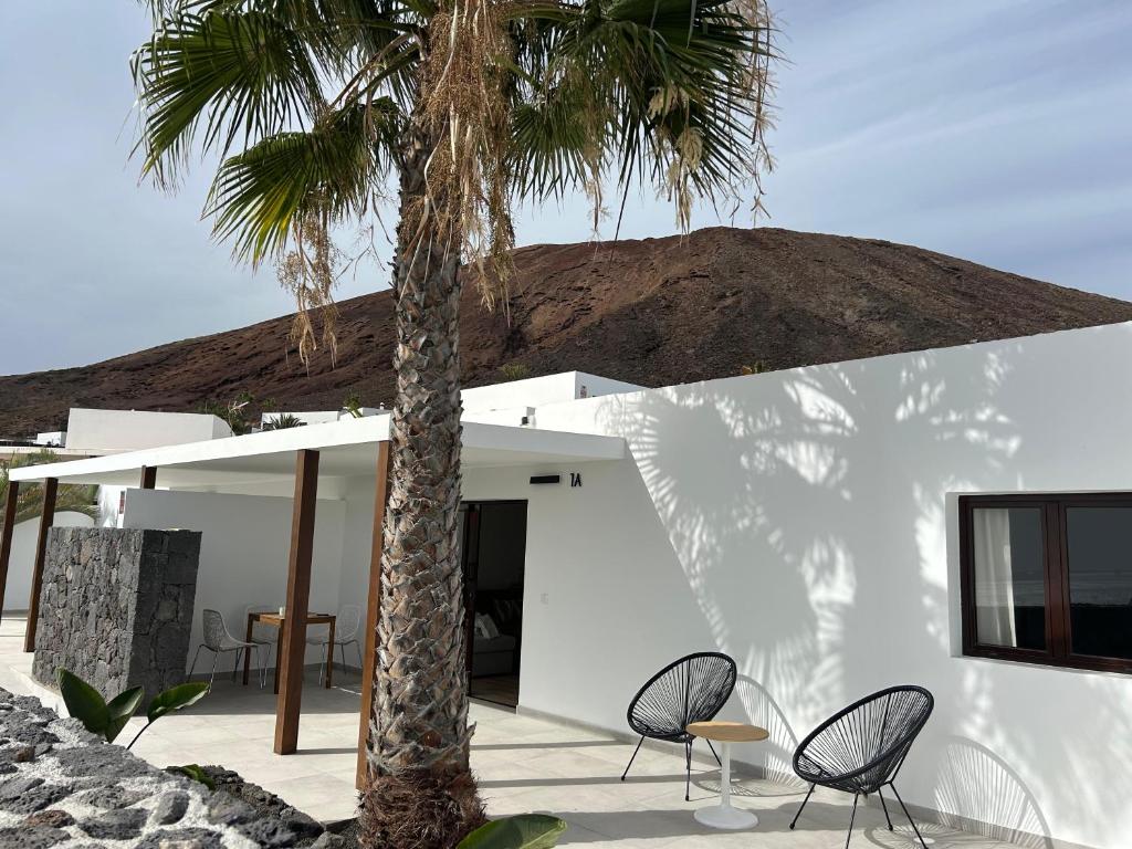 Το κτήριο όπου στεγάζεται  το διαμέρισμα