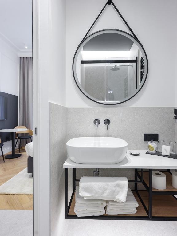 Fingerprint Art Apartments - 4