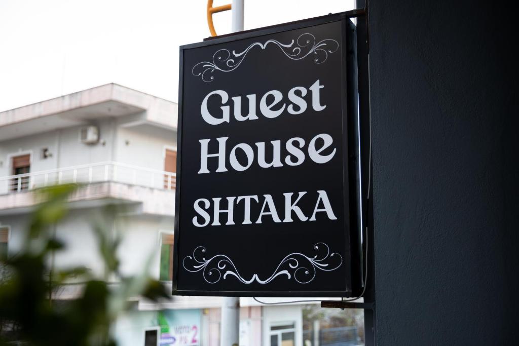 Certifikát, hodnocení, plakát nebo jiný dokument vystavený v ubytování Guest House Shtaka