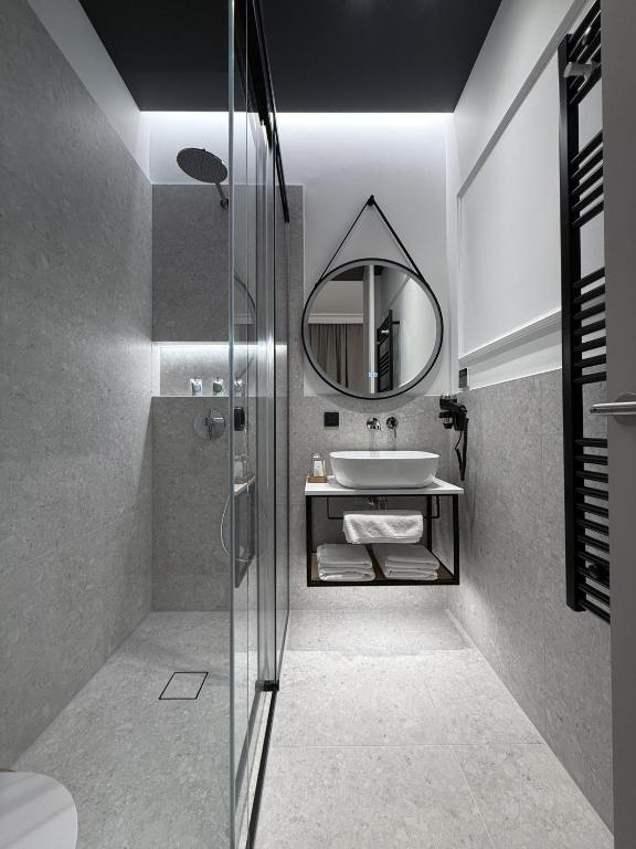 Fingerprint Art Apartments - 11