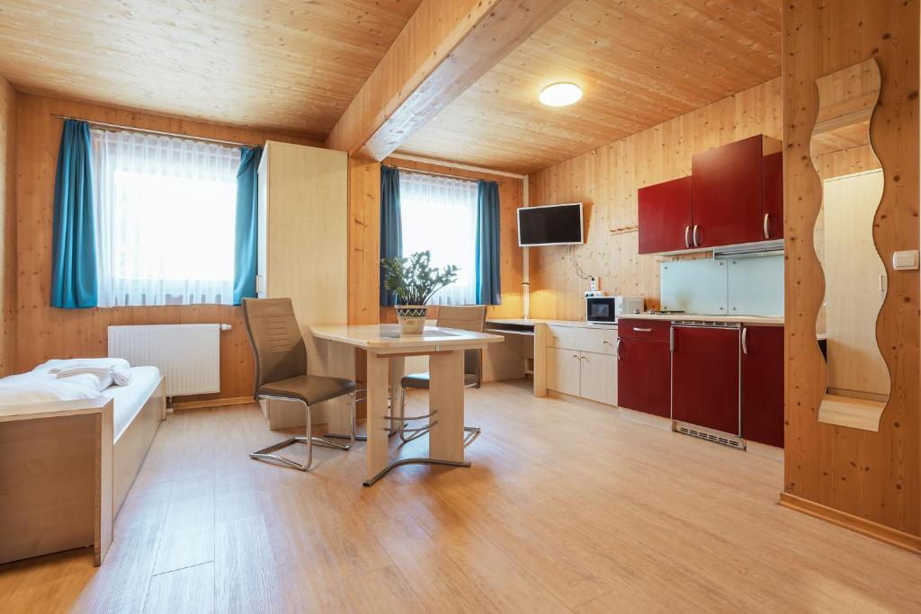 Gästehaus Aquilin - 14