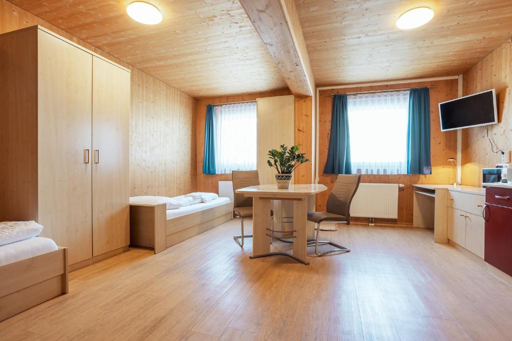 Gästehaus Aquilin - 13