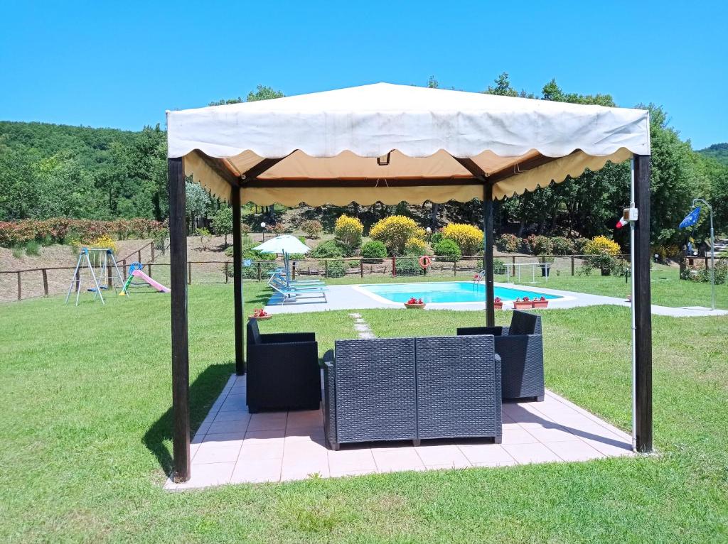 Bazén v ubytovaní Agriturismo la Coccinella alebo v jeho blízkosti