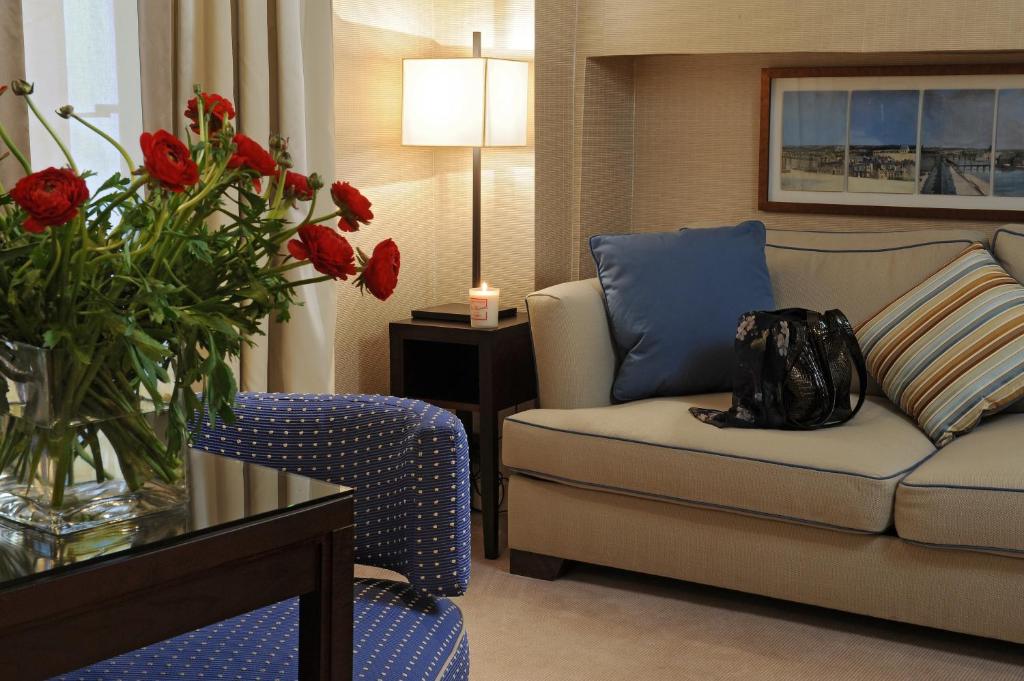 Folkestone Opéra - Resim 13