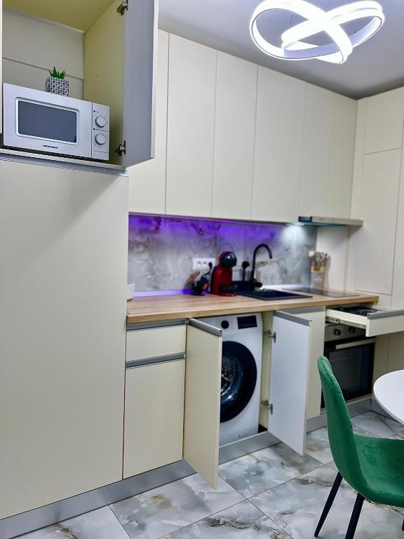 Kuchyň nebo kuchyňský kout v ubytování QuickStay - Apartment Straja - Lupeni