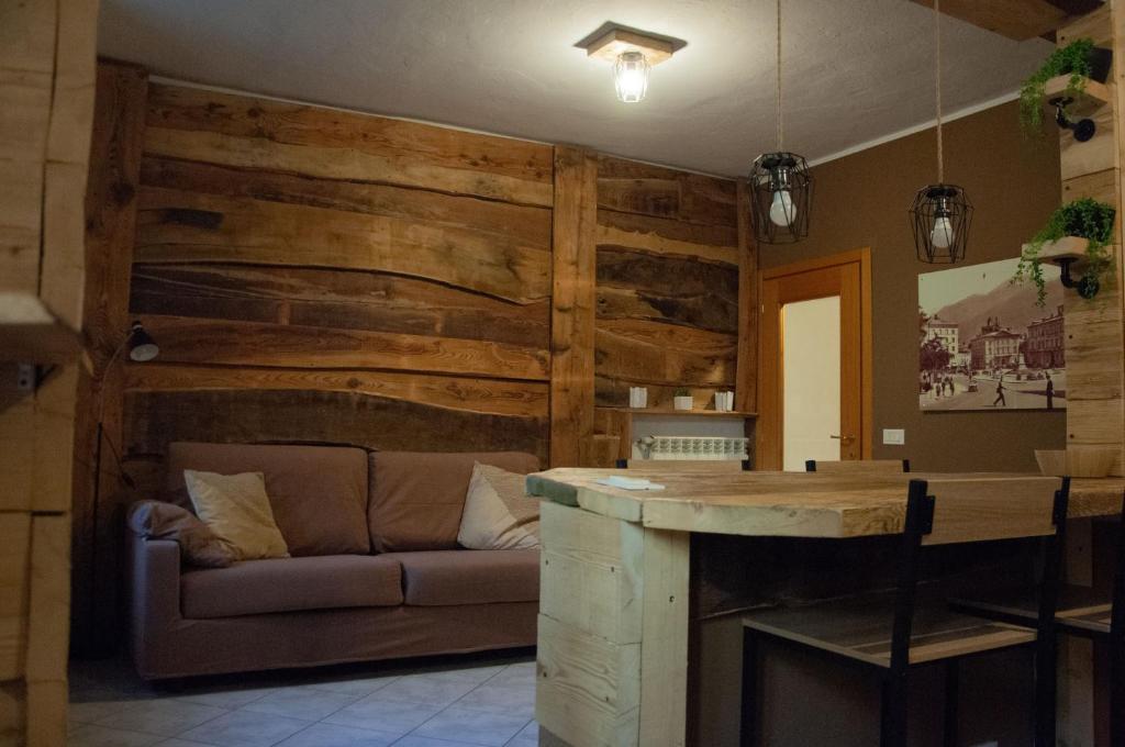 Posezení v ubytování Typical apartment in Valtellina