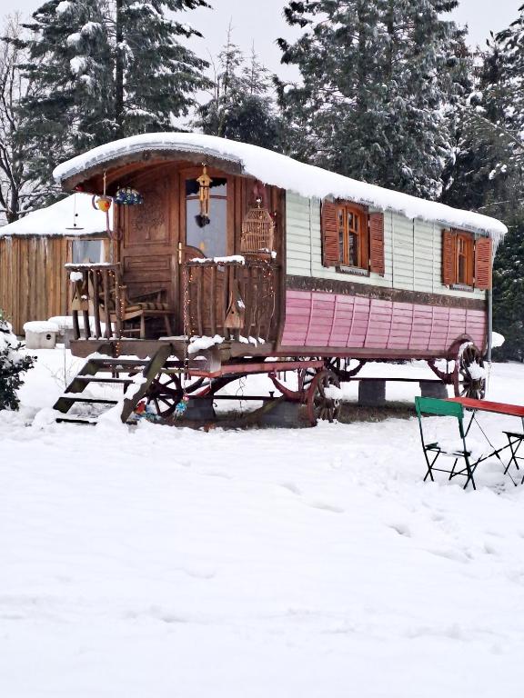 les Refuges du Chalet v zimě