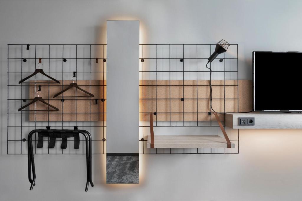 Moxy Duesseldorf City - Resim 25