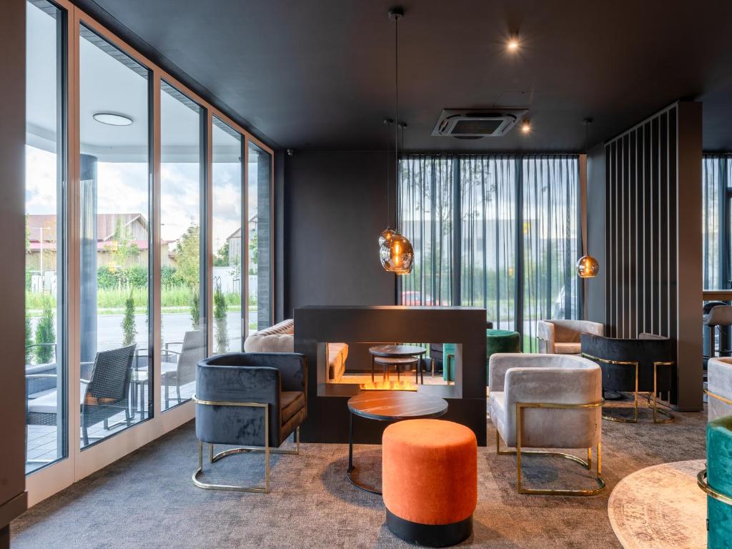 Posezení v ubytování JustStay München Hotel & Apartments