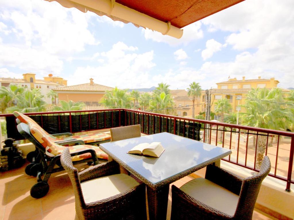 A balcony or terrace at Apartment Montañar