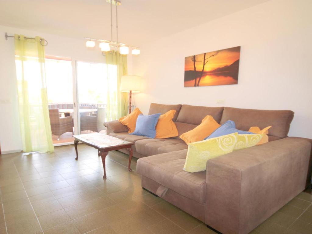 A seating area at Apartment Montañar