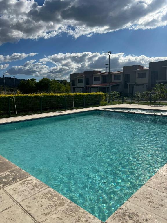 Piscina a Casa Maya o a prop
