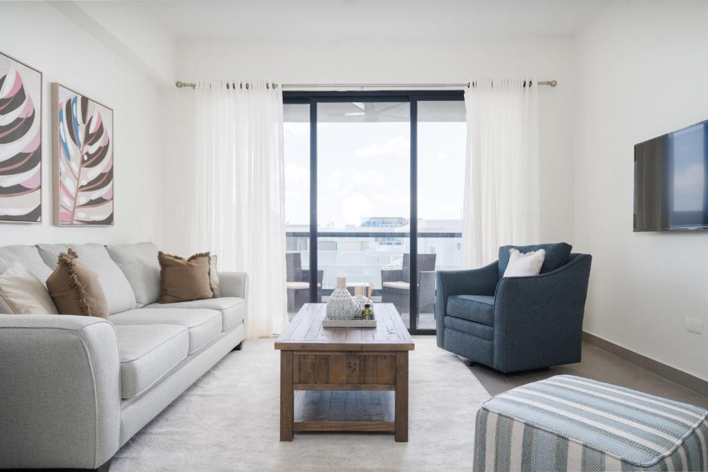 Χώρος καθιστικού στο Serenity in the Heart of Santo Domingo 80m2 Apartment Retreat