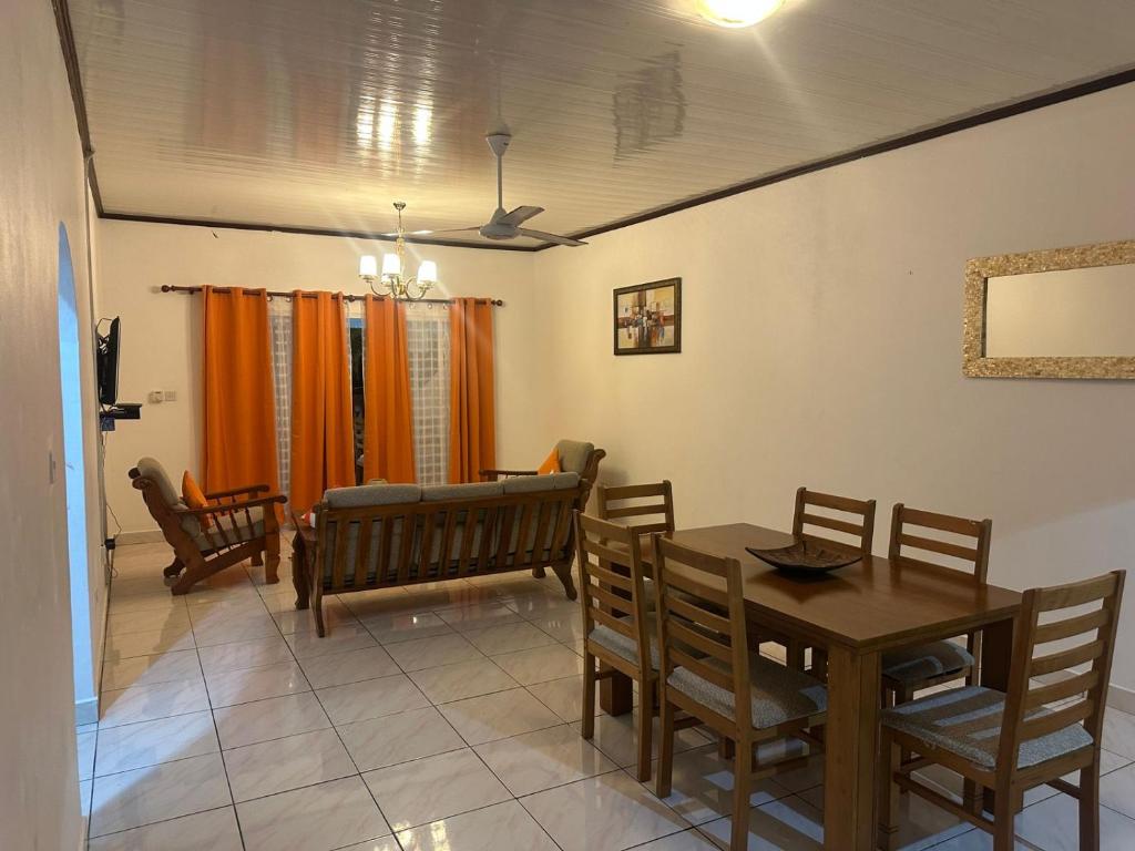Posezení v ubytování Leo Selfcatering
