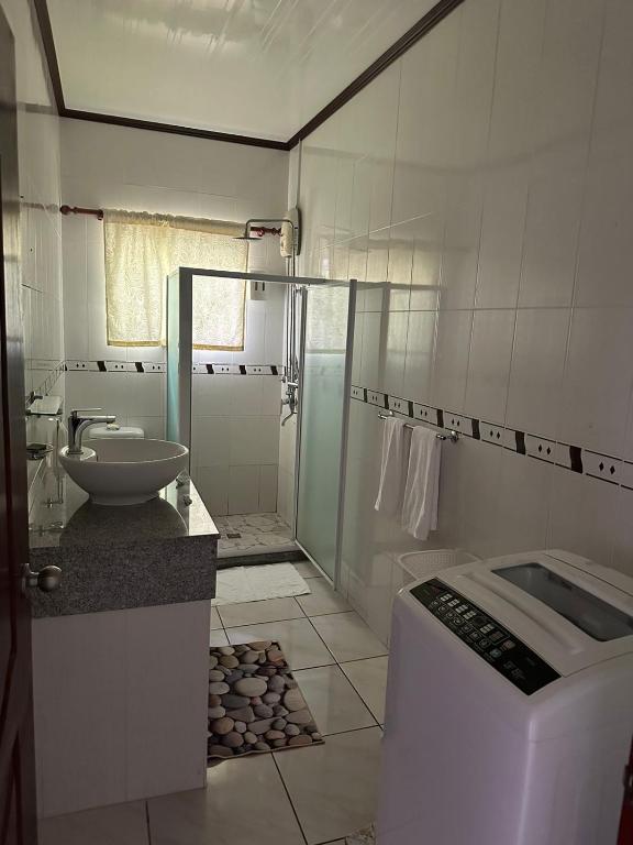 Koupelna v ubytování Leo Selfcatering